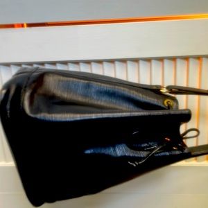 Well loved Epi black